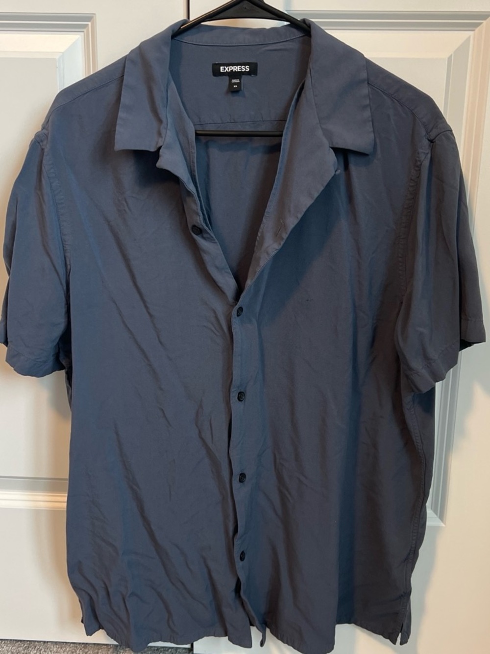 Express Men’s Short Sleeve Button-Down Shirt in Slate Gray-Blue